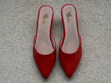 Load image into Gallery viewer, The Mules in Cherry