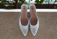 Load image into Gallery viewer, The Mules in Steel