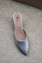 Load image into Gallery viewer, The Mules in Steel