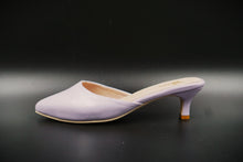 Load image into Gallery viewer, The Mules in Heliotrope