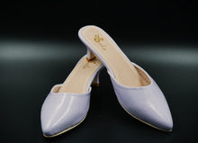 Load image into Gallery viewer, The Mules in Heliotrope