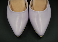 Load image into Gallery viewer, The Mules in Heliotrope