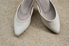 Load image into Gallery viewer, The Mules in chalk