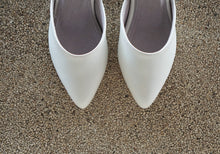 Load image into Gallery viewer, The Mules in chalk