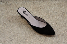 Load image into Gallery viewer, The Mules in ebony