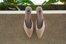Load image into Gallery viewer, The Mules in Sand