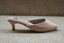 Load image into Gallery viewer, The Mules in Sand