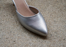 Load image into Gallery viewer, The Mules in Steel
